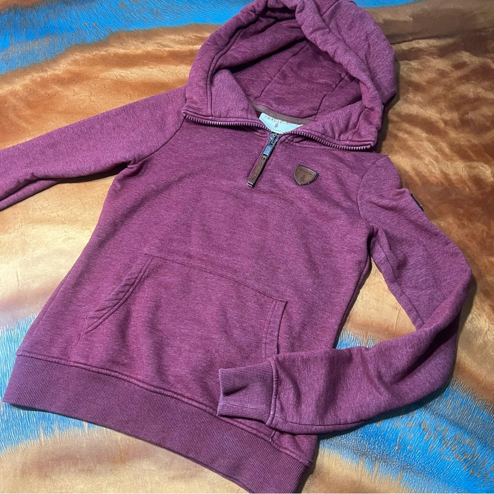 Wanakome Hooded Sweatshirt small made in Turkey purple pink